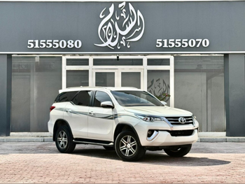 Toyota  Fortuner  2019  Automatic  83,000 Km  4 Cylinder  Four Wheel Drive (4WD)  SUV  White