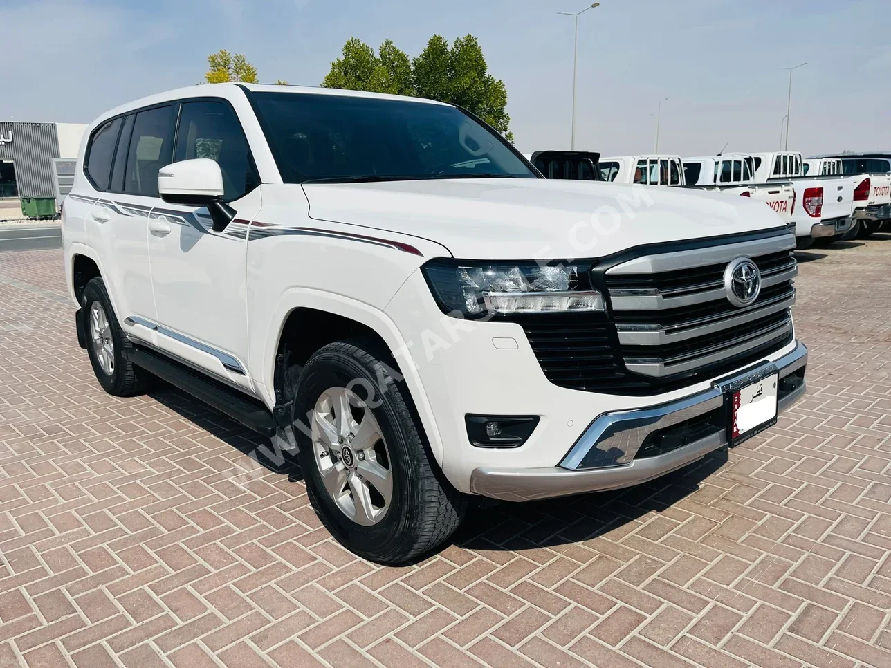 تويوتا لاند كروزر جي اكس ار توين توربو 2024 اوتوماتيك 27,000 كم 6 سلندر دفع رباعي اس يو في أبيض تحت الضمان