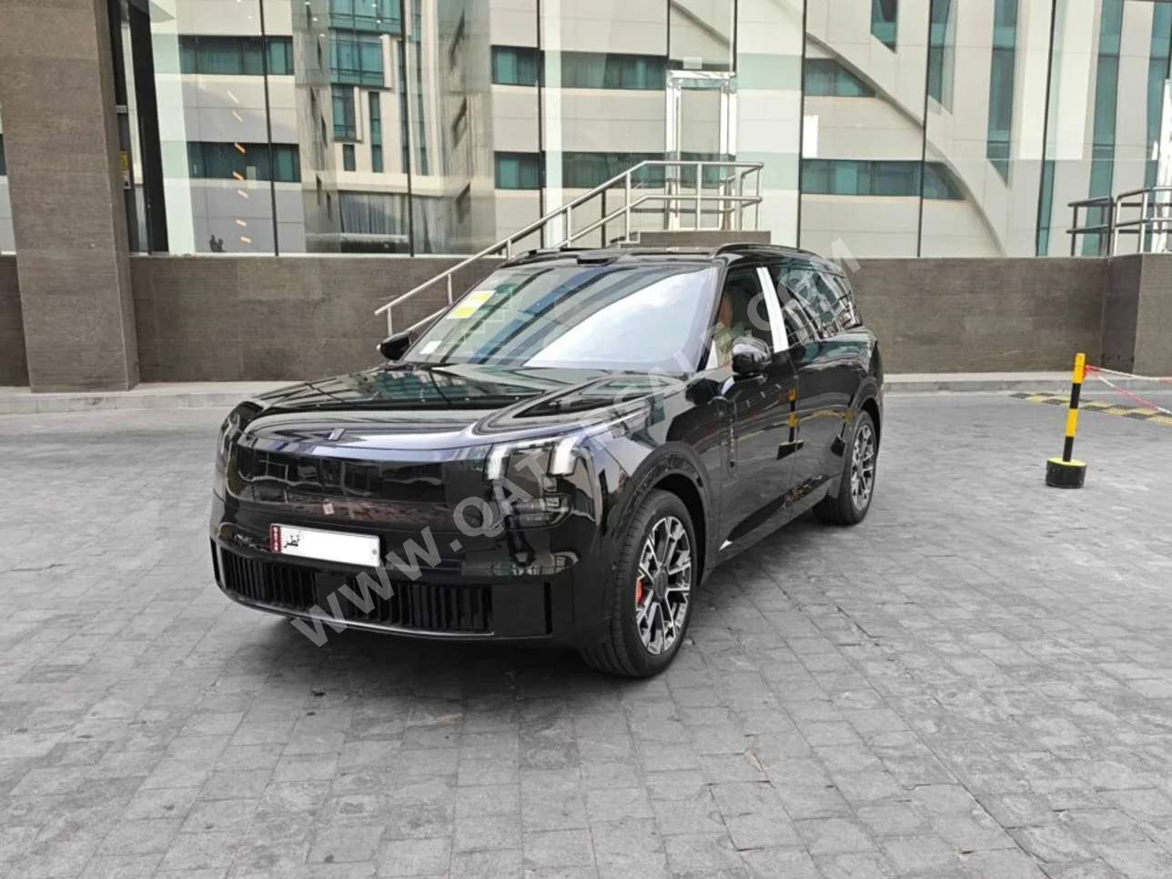 Lynk & Co  900  2025  Automatic  0 Km  4 Cylinder  Four Wheel Drive (4WD)  SUV  Black  With Warranty