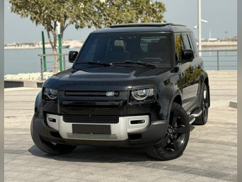 لاند روفر  ديفيندر  110 اس اي  2023  اوتوماتيك  96,000 كم  4 سلندر  دفع رباعي  اس يو في  أسود  تحت الضمان