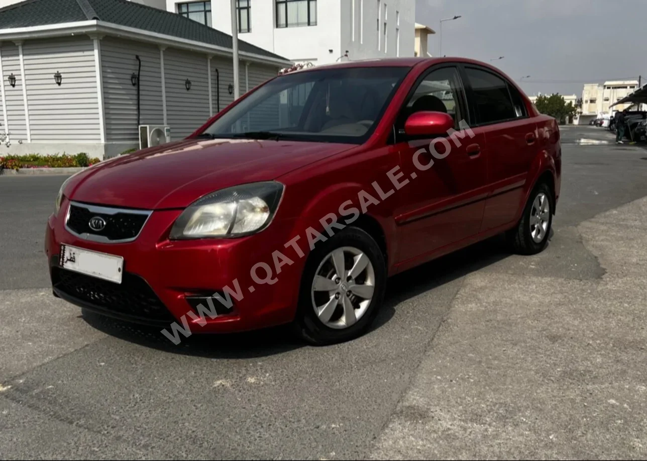 كيا  ريو  2012  اوتوماتيك  238,000 كم  4 سلندر  سيدان  أحمر