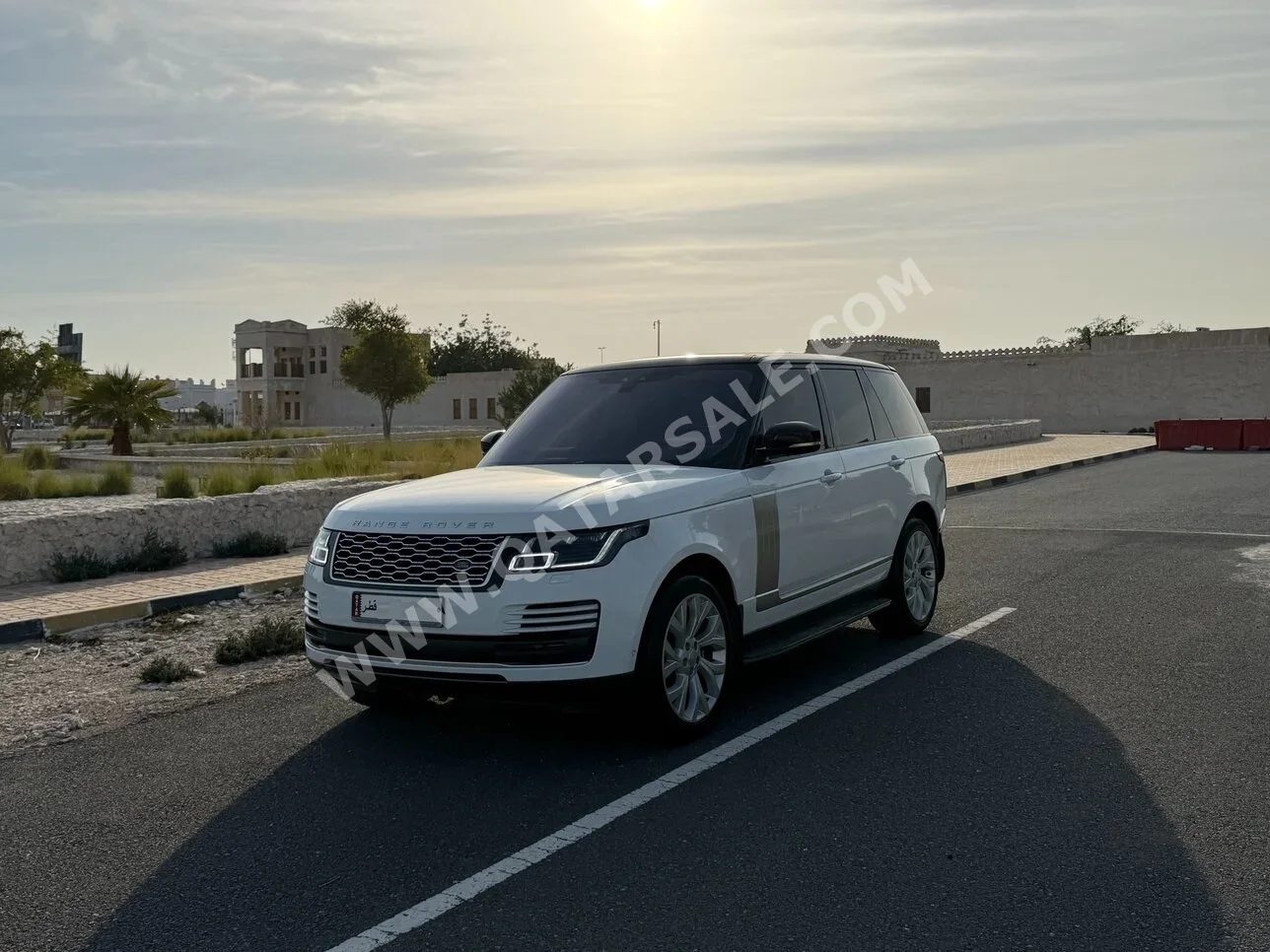 لاند روفر  رنج روفر  فوج  2020  اوتوماتيك  29,000 كم  8 سلندر  دفع رباعي  اس يو في  أبيض  تحت الضمان