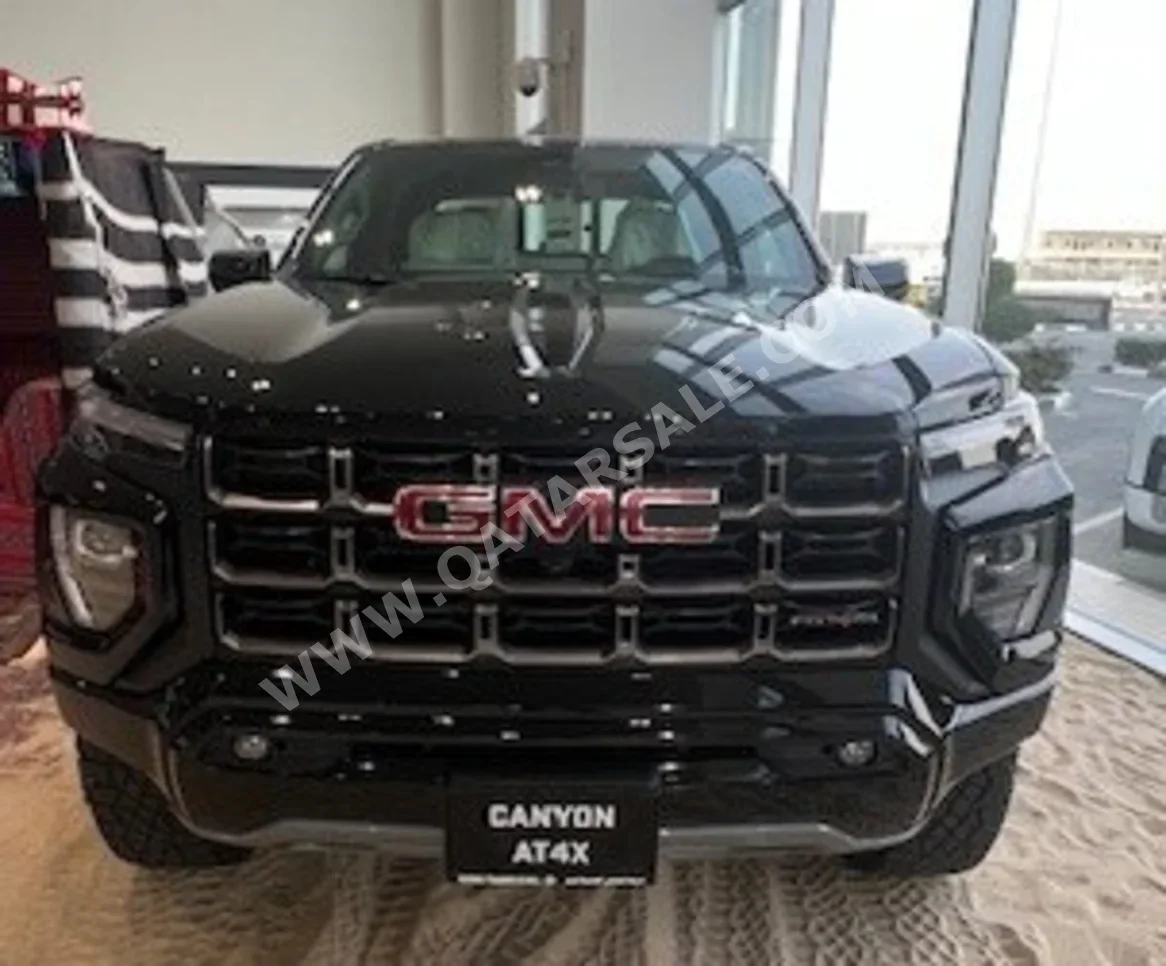 GMC Canyon 4 Cylinder SUV 4x4 Black 2026