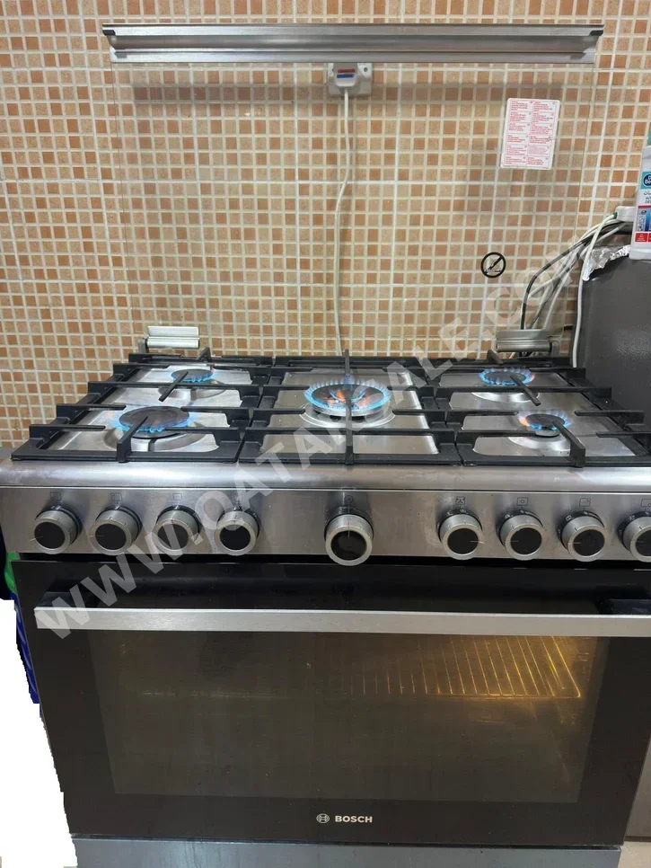 Bosch Cooking Range - Gas - Black Stainless