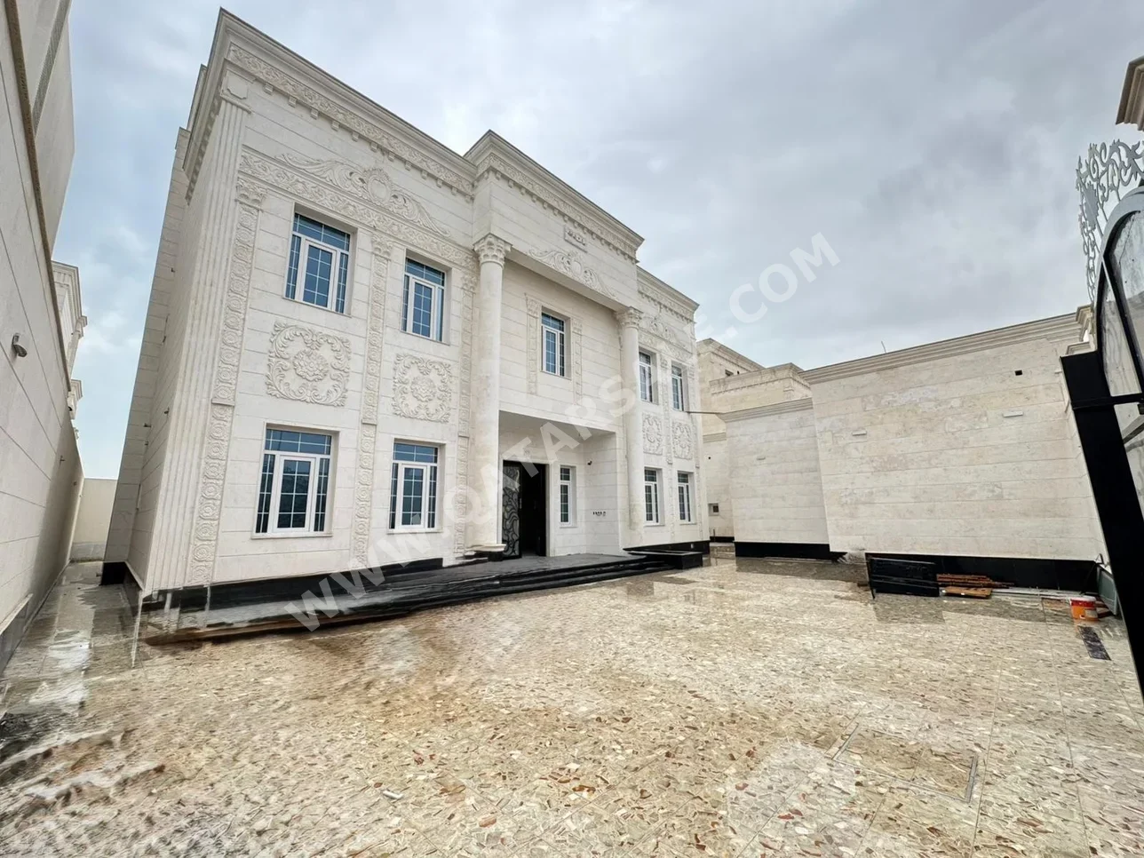 سكن عائلي - غير مفروشة - الوكرة - الوكير - 8 غرف نوم