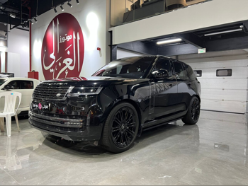 لاند روفر  رنج روفر  فوج اتش اس اي  2023  اوتوماتيك  25,000 كم  6 سلندر  دفع رباعي  اس يو في  أسود  تحت الضمان