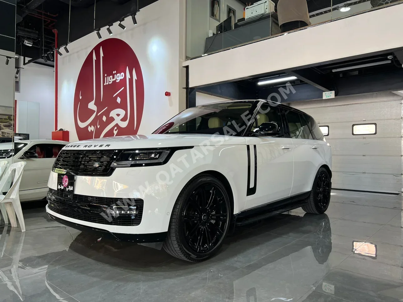 لاند روفر  رنج روفر  فوج اتش اس اي  2023  اوتوماتيك  47,000 كم  8 سلندر  دفع رباعي  اس يو في  أبيض  تحت الضمان