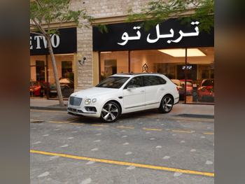 Bentley  Bentayga  2017  Automatic  85,780 Km  12 Cylinder  Four Wheel Drive (4WD)  SUV  White Matte
