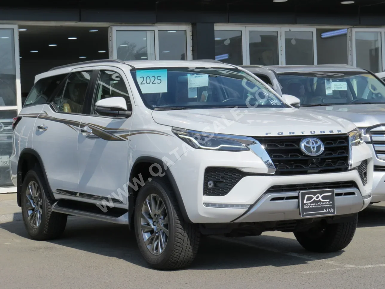 تويوتا  فورشنر  2025  اوتوماتيك  0 كم  6 سلندر  دفع رباعي  اس يو في  أبيض  تحت الضمان