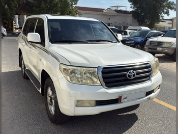 Toyota  Land Cruiser  GX  2011  Automatic  399,000 Km  6 Cylinder  Four Wheel Drive (4WD)  SUV  White