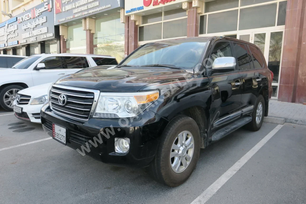 تويوتا  لاند كروزر  جي اكس  2009  اوتوماتيك  374,000 كم  6 سلندر  دفع رباعي  اس يو في  أسود