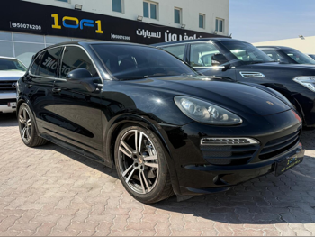 Porsche  Cayenne  S  2013  Automatic  229,000 Km  8 Cylinder  Four Wheel Drive (4WD)  SUV  Black