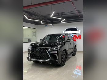 لكزس  ال اكس  570 اس  2017  اوتوماتيك  229,000 كم  8 سلندر  دفع رباعي  اس يو في  أسود