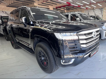 Toyota  Land Cruiser  VX Twin Turbo  2023  Automatic  100,000 Km  6 Cylinder  Four Wheel Drive (4WD)  SUV  Black