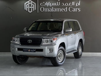 Toyota  Land Cruiser  GXR  2015  Automatic  308,000 Km  6 Cylinder  Four Wheel Drive (4WD)  SUV  Silver