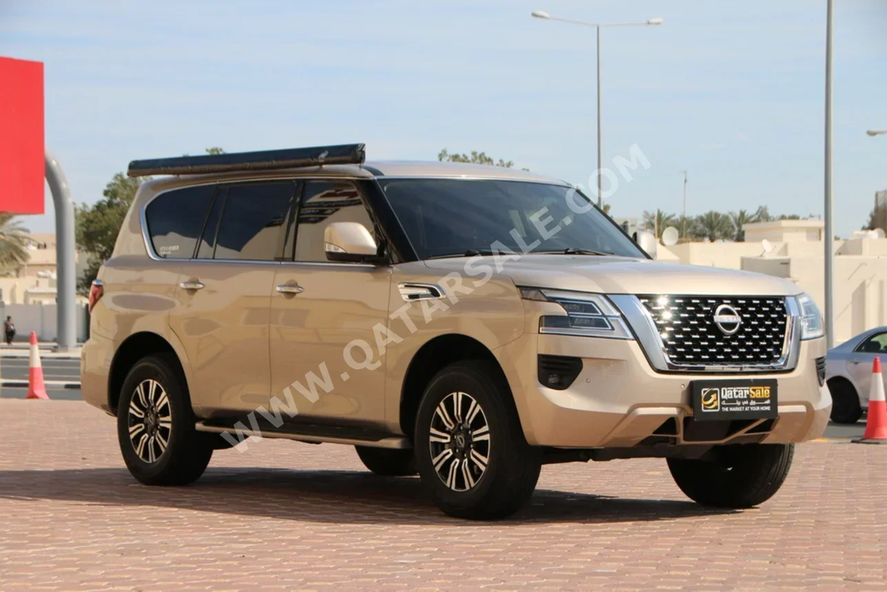 نيسان باترول اس اي 2022 اوتوماتيك 43,000 كم 6 سلندر دفع رباعي اس يو في ذهبي