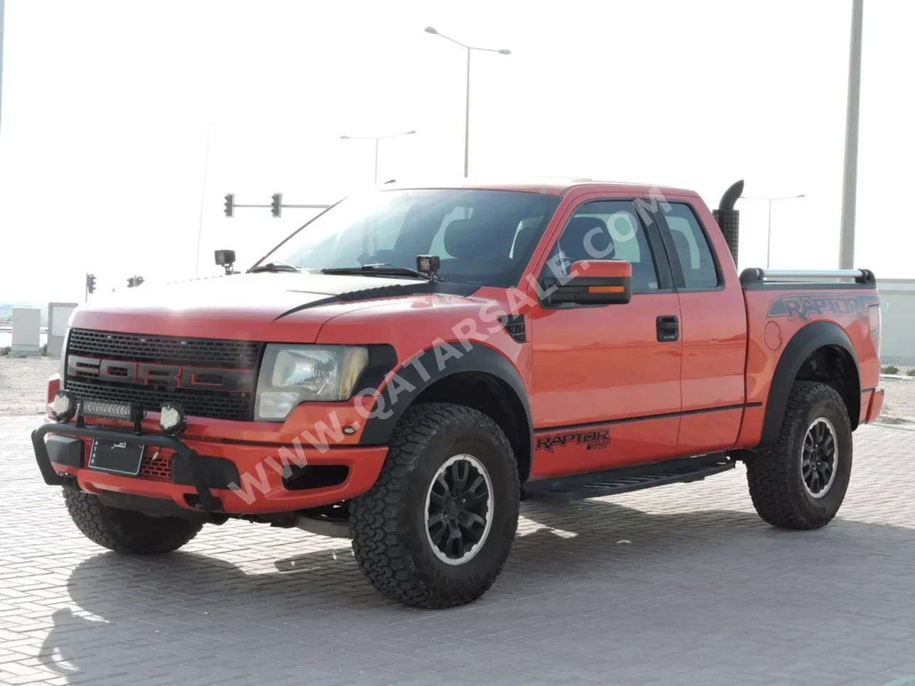 Ford  Raptor  SVT  2010  Automatic  315,000 Km  8 Cylinder  Four Wheel Drive (4WD)  Pick Up  Red