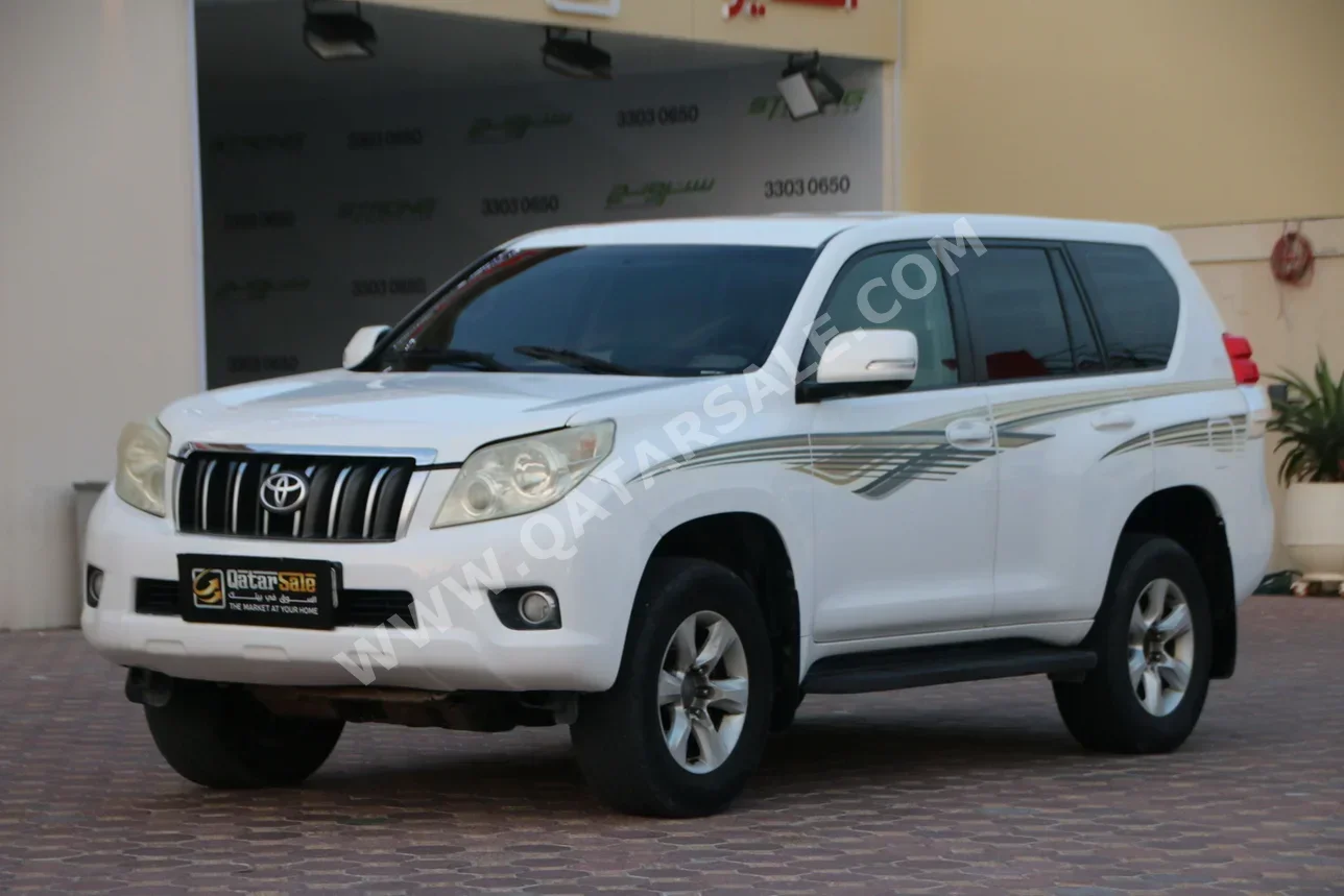 تويوتا  برادو  2012  اوتوماتيك  515,000 كم  6 سلندر  دفع رباعي  اس يو في  أبيض