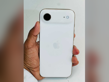 هواتف نقالة ابل  - ايفون 17  - ذهبي  - 256 جيجابايت  - تحت الضمان