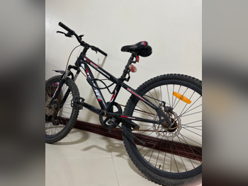 دراجة المدينة  - كبير جدًا (21-22 بوصة)  - أسود