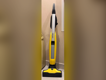 كارتشر  الأصفر \  منظف بالبخار وممسحة بخار