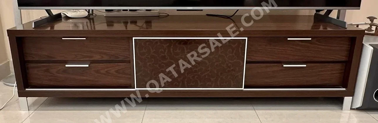 Tables & Sideboards TV & Media Units - Wood