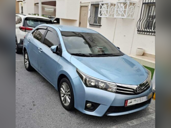 تويوتا  كورولا  جي ال اي  2015  اوتوماتيك  187,000 كم  4 سلندر  سحب امامي  سيدان  سمائي