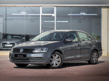 فوكس واغن  جيتا  2018  اوتوماتيك  157,000 كم  4 سلندر  سحب امامي  سيدان  رمادي