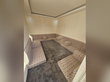 الأرائك والكنب والكراسي كنبة بمقعدين