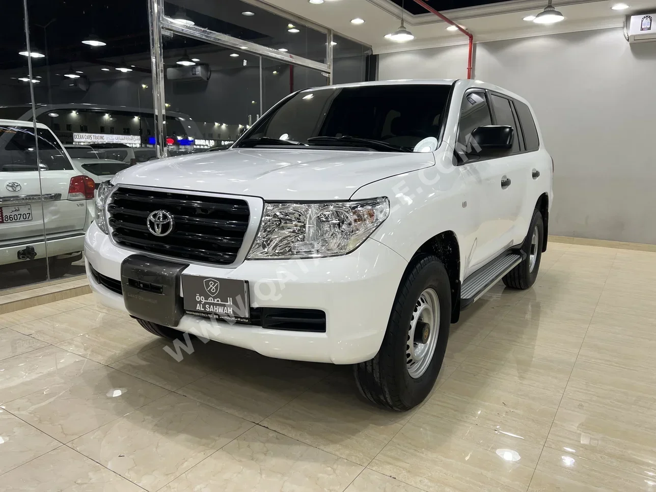 تويوتا  لاند كروزر  جي  2011  اوتوماتيك  250,000 كم  6 سلندر  دفع رباعي  اس يو في  أبيض