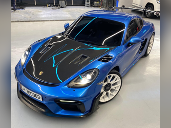 بورش  كايمان  جي تي 4 ار اس  2017  اوتوماتيك  101,000 كم  4 سلندر  دفع كلي مستمر  كوبيه \ سبورت  ازرق