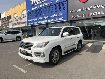 لكزس  ال اكس  570 اس  2015  اوتوماتيك  280,000 كم  8 سلندر  دفع رباعي  اس يو في  أبيض