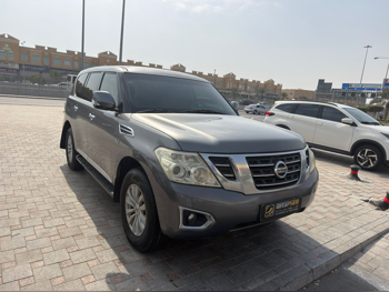 نيسان  باترول  اس اي  2014  اوتوماتيك  184,000 كم  8 سلندر  دفع رباعي  اس يو في  رمادي