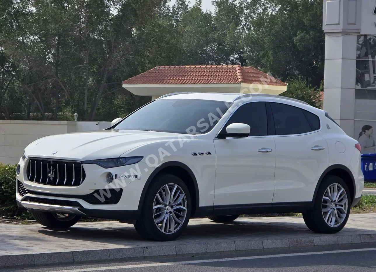 Maserati  Levante  2020  Automatic  69,000 Km  6 Cylinder  All Wheel Drive (AWD)  SUV  White