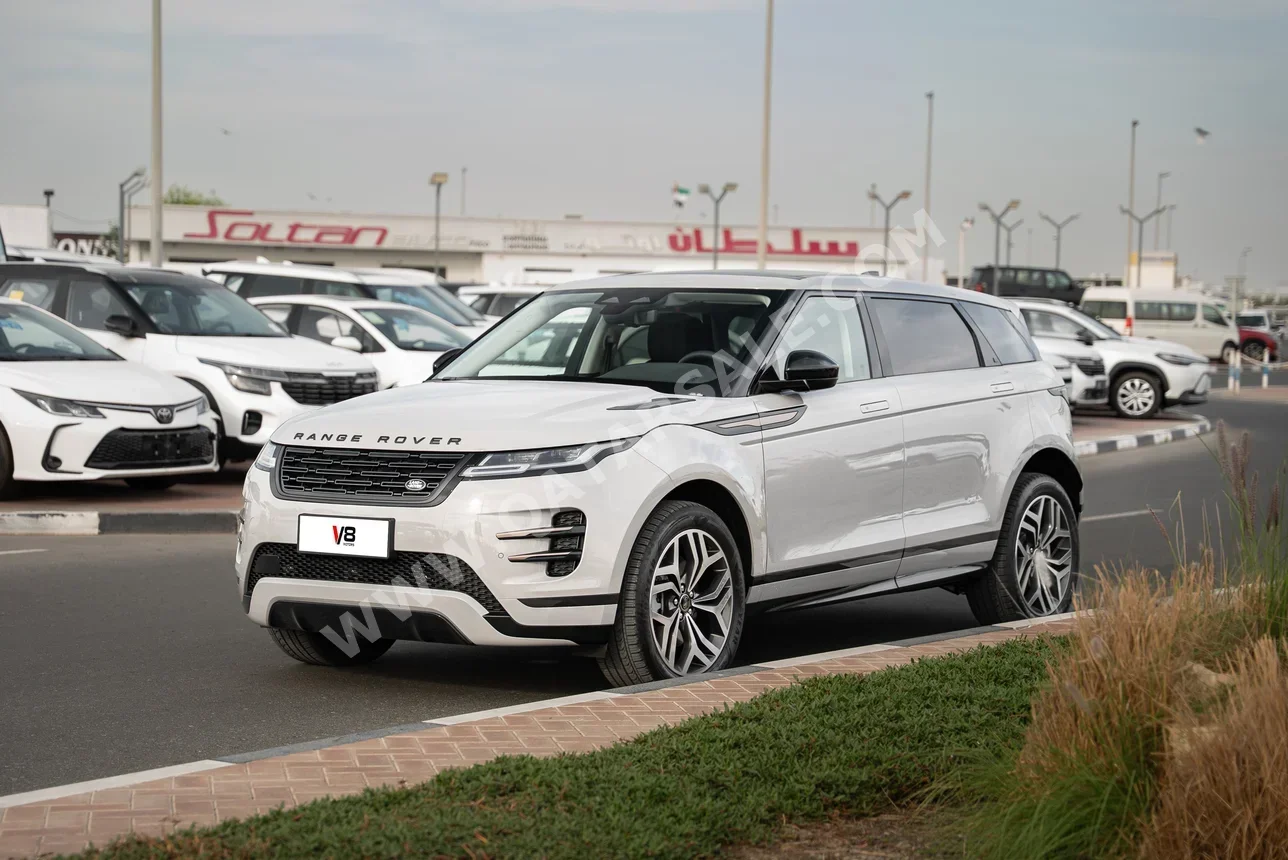 Land Rover  Evoque  R Dynamic SE  2025  Automatic  0 Km  4 Cylinder  All Wheel Drive (AWD)  SUV  Light Gray