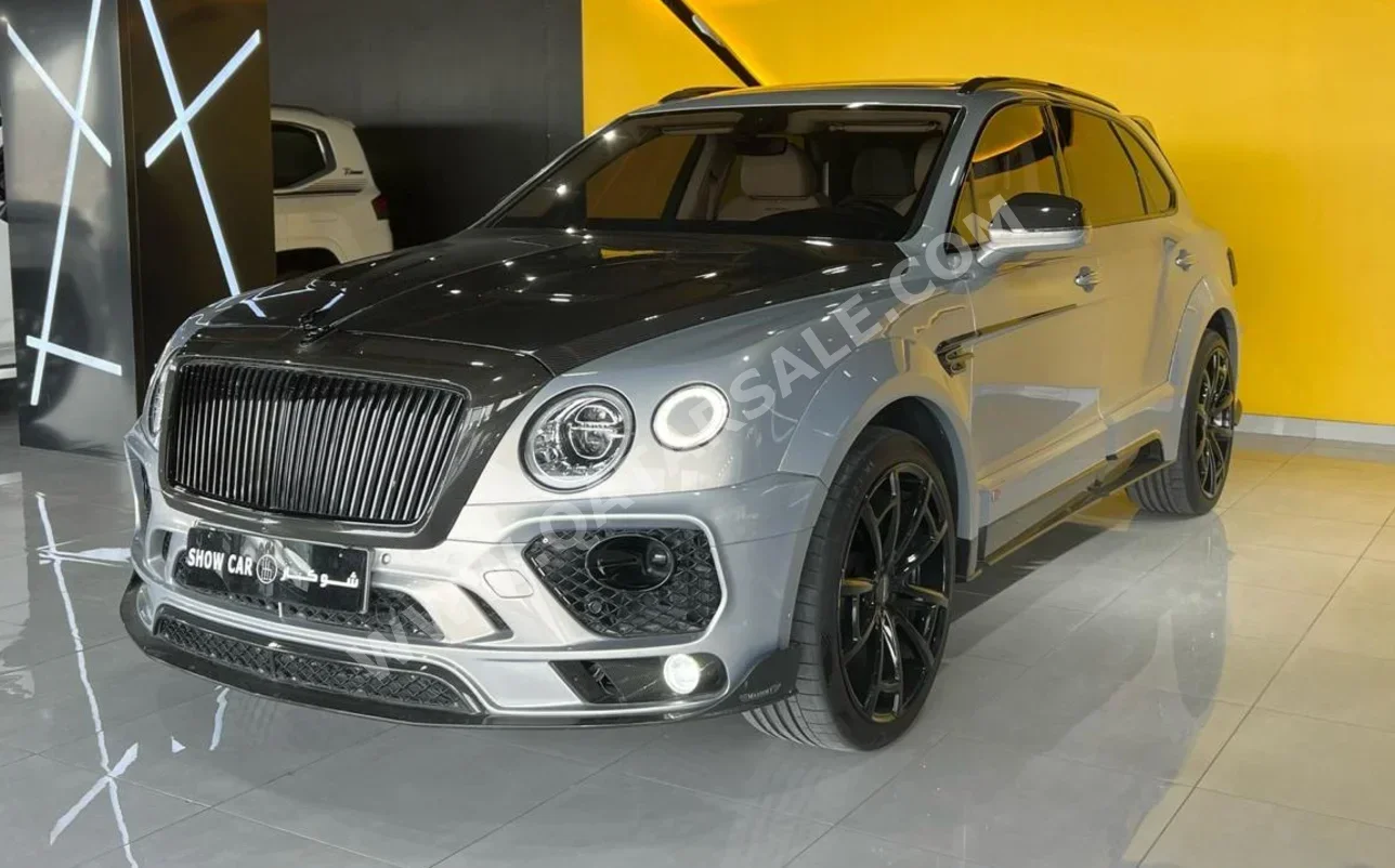 Bentley Bentayga Mansory 2017 Automatic 82,000 Km 12 Cylinder Four Wheel Drive (4WD) SUV Silver