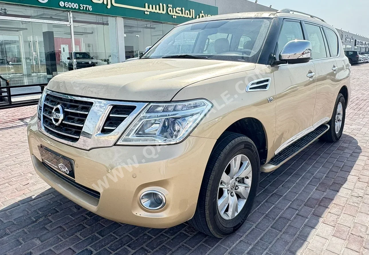 Nissan Patrol SE 2012 Automatic 295,000 Km 8 Cylinder Four Wheel Drive (4WD) SUV Gold