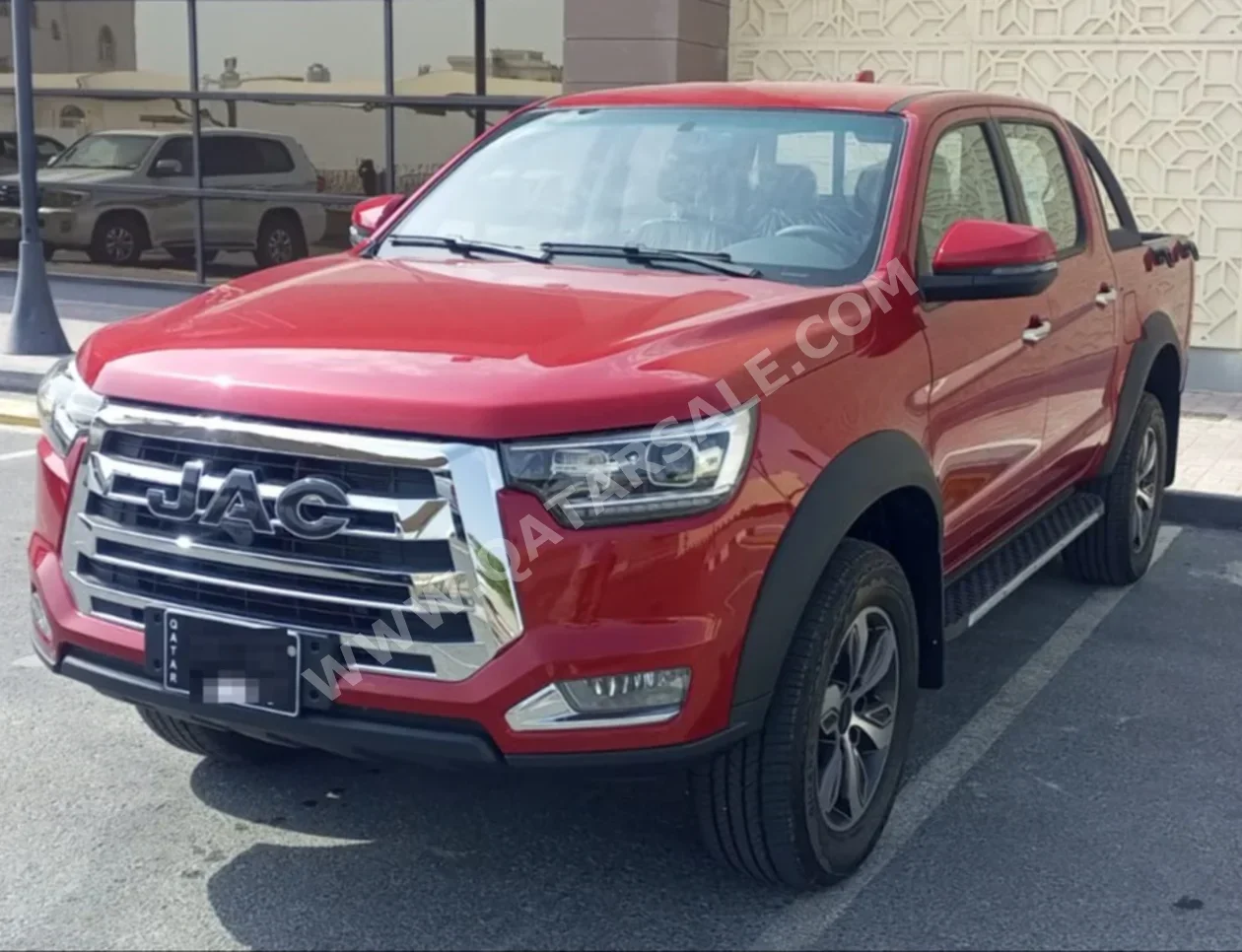 جــاك موتورز تي 8 2026 عادي 0 كم 4 سلندر دفع خلفي بيكب أبيض تحت الضمان