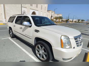 Cadillac  Escalade  ESV  2007  Automatic  276,500 Km  8 Cylinder  Four Wheel Drive (4WD)  SUV  Pearl