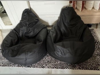 Kids Desks & Chairs - Black