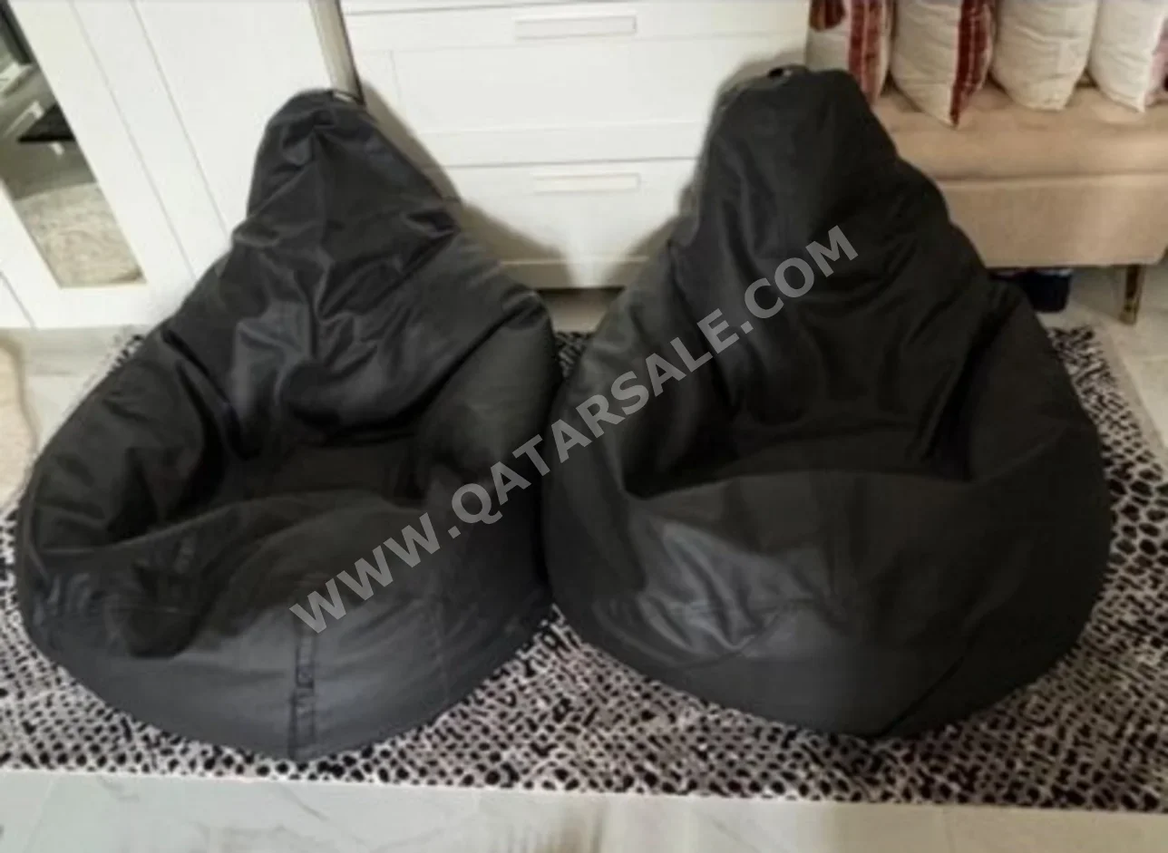 Kids Desks & Chairs - Black