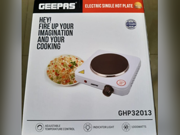 GEEPAS  Cooking Range  - Electric  - White