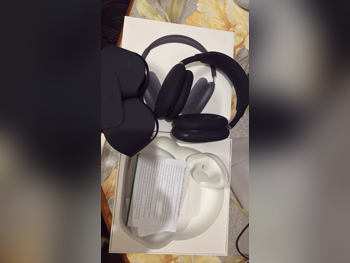 سماعات الأذن والرأس - ايربودز  ابل  Airpods Max 2026  - أسود  ايربودز
