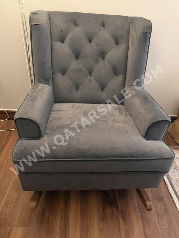 Sofas, Couches & Chairs Sofa Set  - Pink