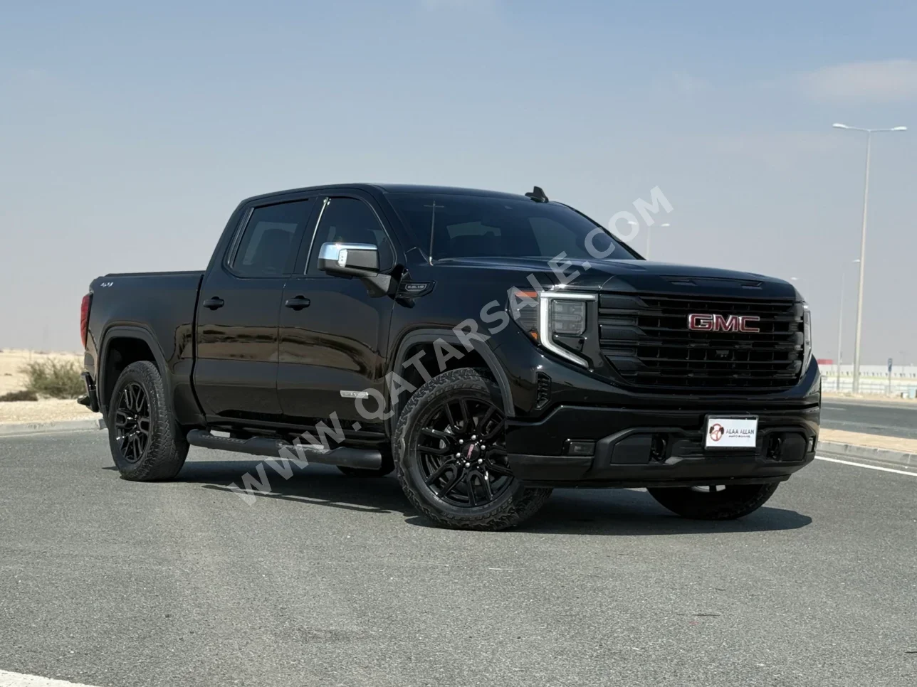 GMC Sierra Elevation 2023 Automatic 53,000 Km 8 Cylinder Four Wheel Drive (4WD) Pick Up Black With Warranty