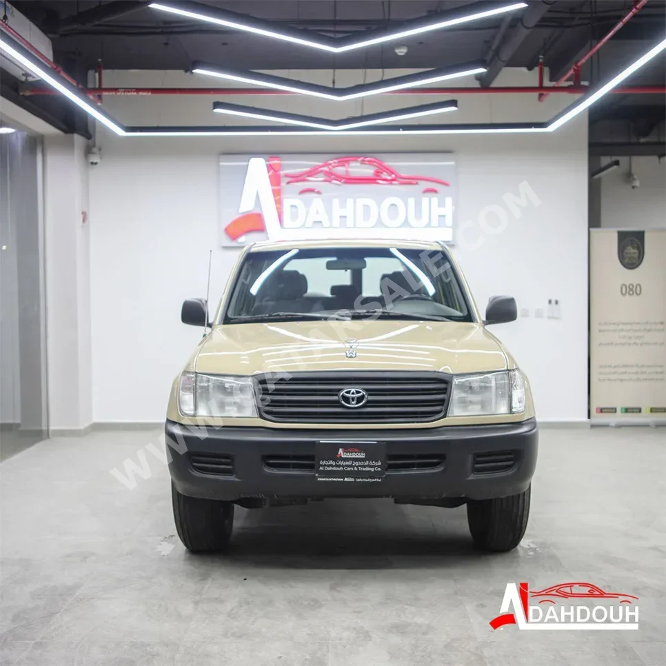 Toyota Land Cruiser GX 1999 Manual 81,000 Km 6 Cylinder Four Wheel Drive (4WD) SUV Beige