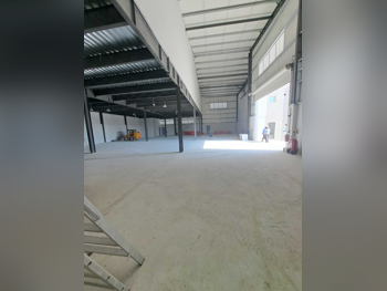 Warehouses & Stores - Al Wakrah  - Barkit Al Awamer  -Area Size: 2000 Square Meter