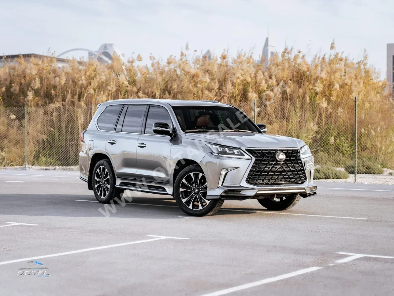 لكزس  ال اكس  570  2016  اوتوماتيك  193,000 كم  8 سلندر  دفع رباعي  اس يو في  فضي