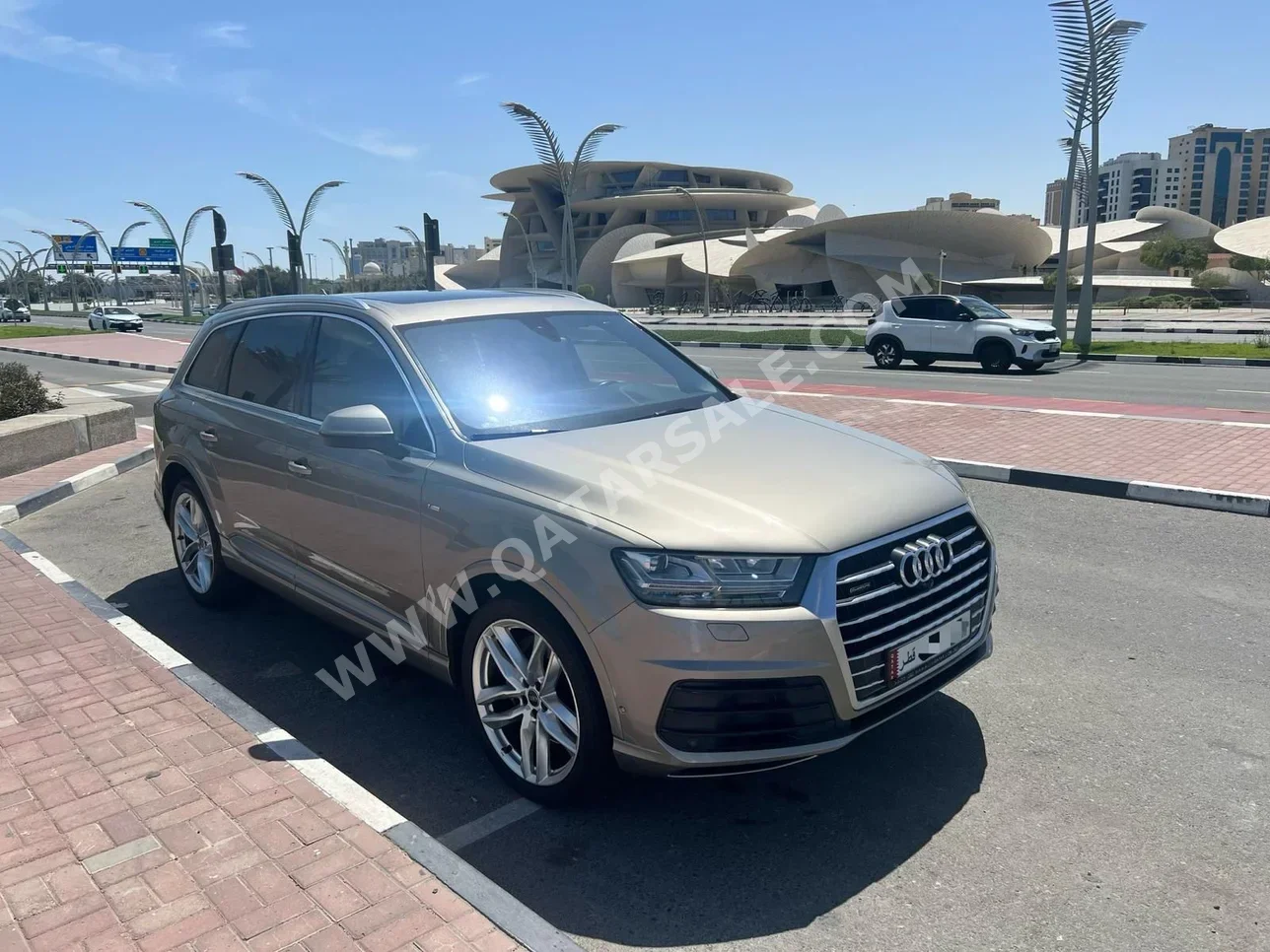 Audi  Q7  S-Line  2016  Automatic  197,000 Km  6 Cylinder  Four Wheel Drive (4WD)  SUV  Gold