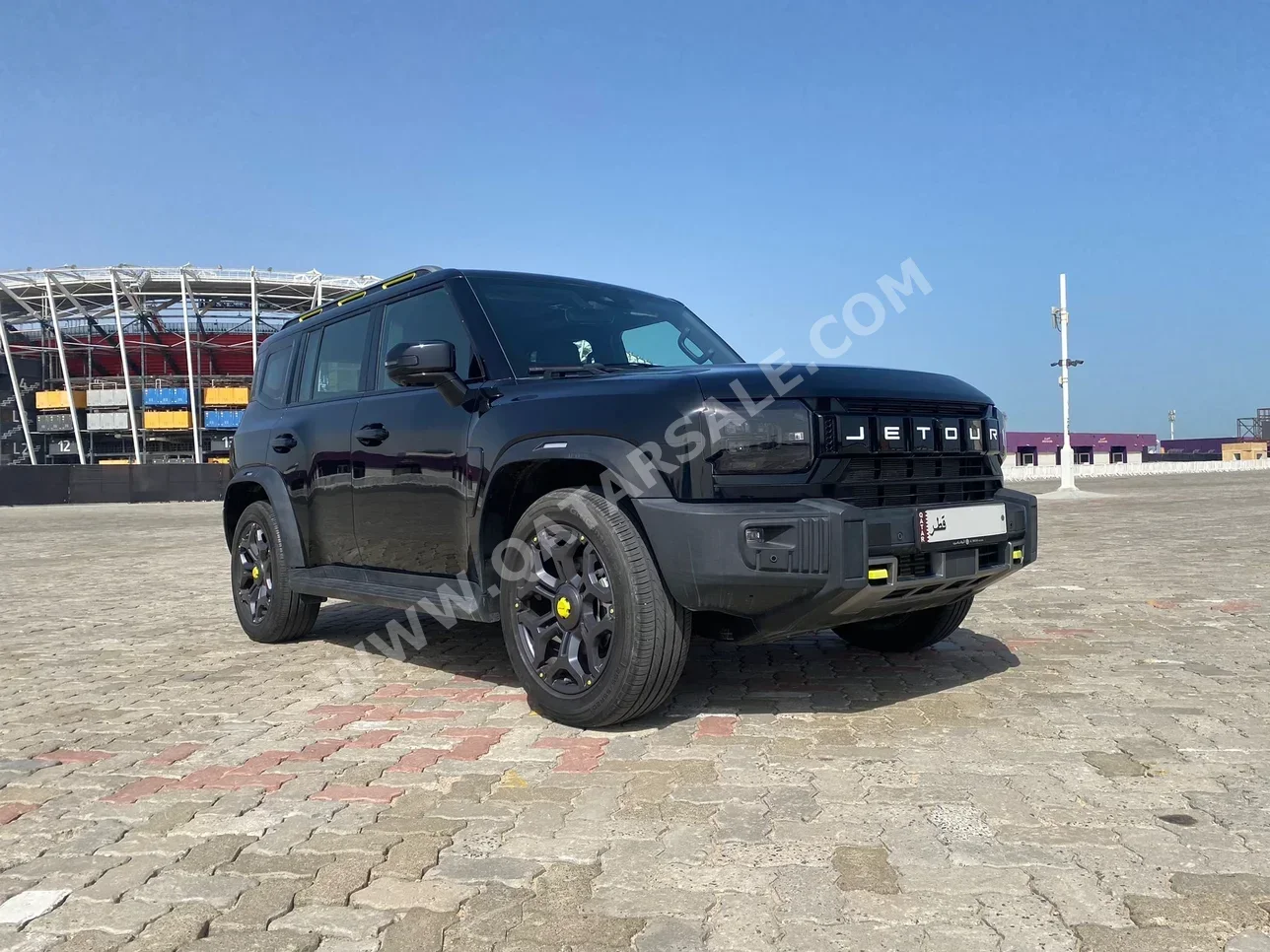 Jetour  T2  Luxury  2025  Automatic  19,000 Km  4 Cylinder  Four Wheel Drive (4WD)  SUV  Black  With Warranty